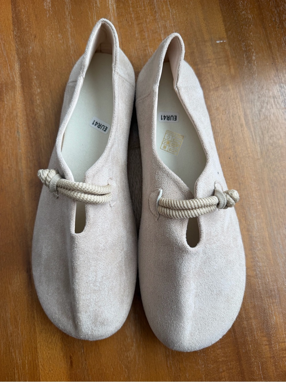 Women's Suede Knot-Detail Flats in Beige